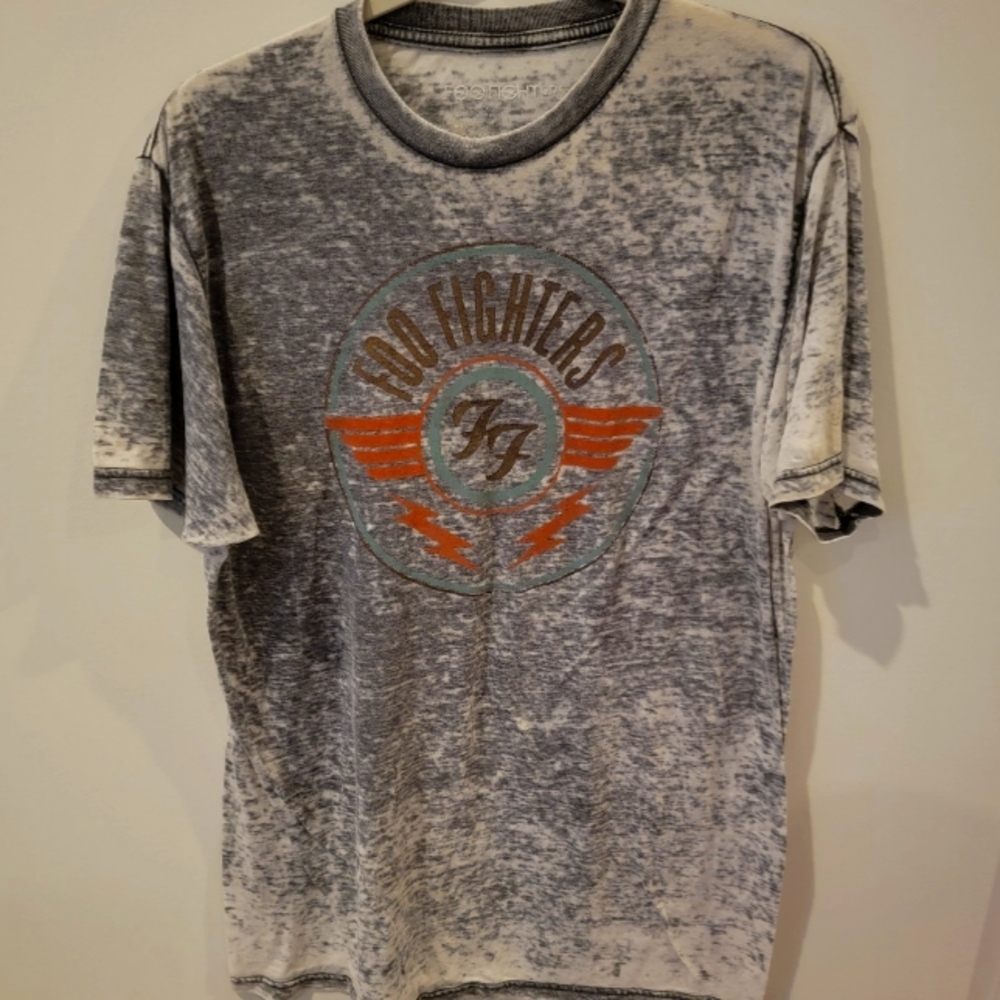Foo Fighters Band T! Unisex size Large!
